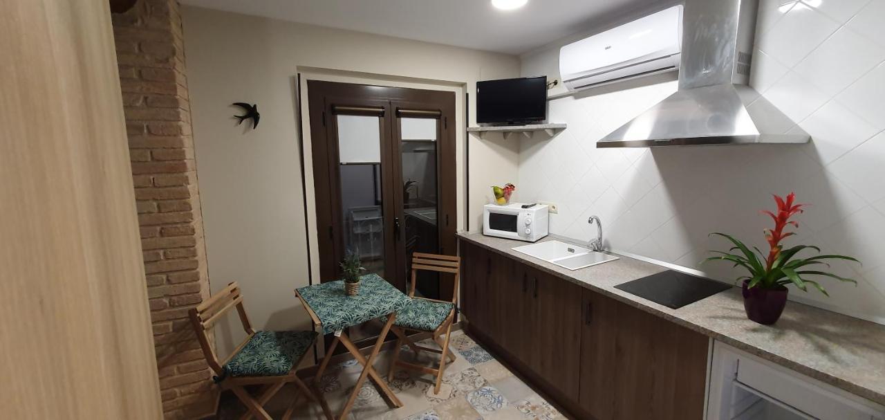 Apartamentos La Venta Del Rome Horta de Sant Joan Zimmer foto